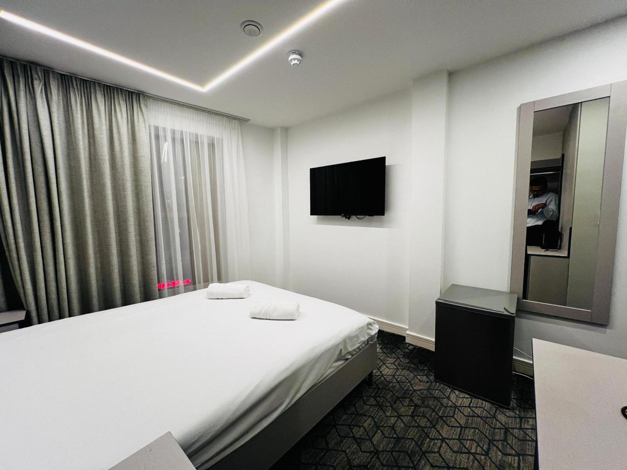 Ilford Grand Hotel Phòng bức ảnh