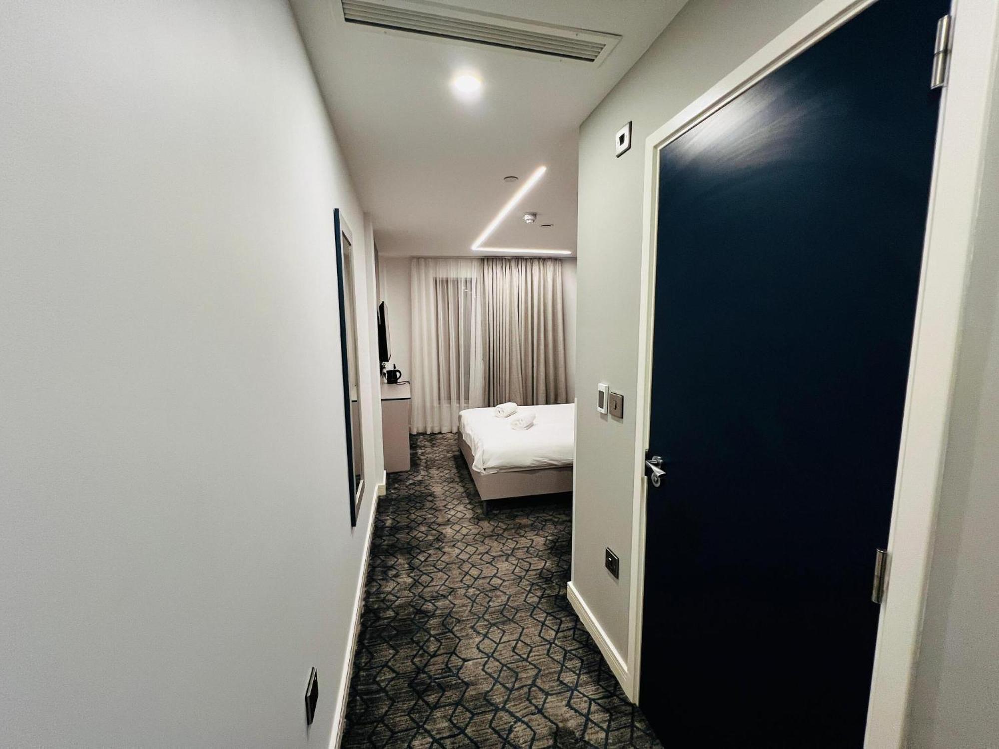 Ilford Grand Hotel Phòng bức ảnh